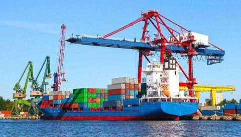 在新(xīn)冠疫情的影響下,我國(guó)進出口貨運代理(lǐ)企業面臨更激烈的挑戰